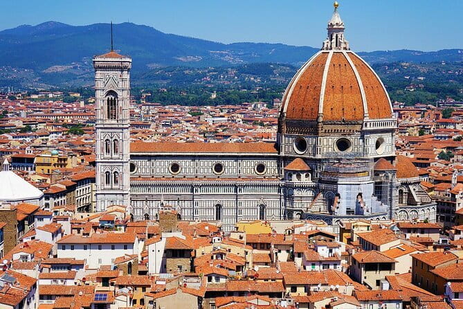 Florence: Duomo Complex with Tickets & City Walk Guided Tour - Piazza del Duomo start: getting your bearings in the right place