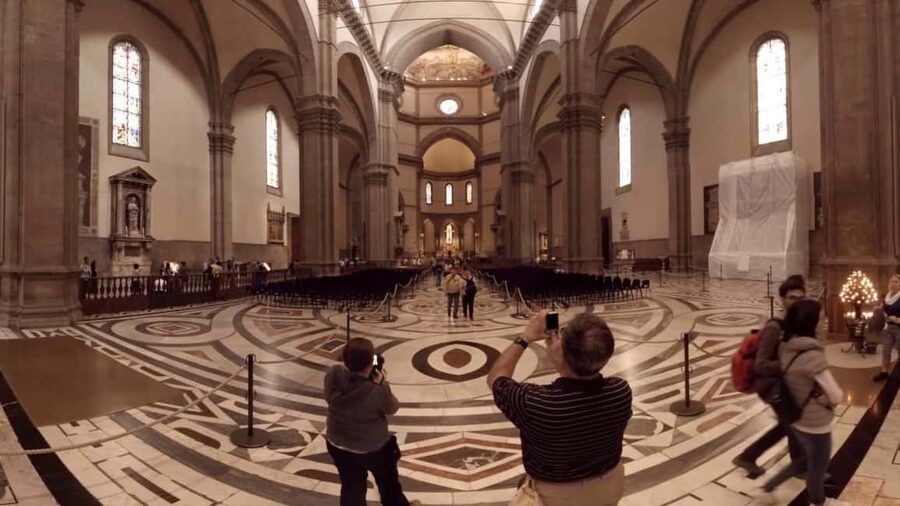 Florence: Duomo Crypt, Baptistry and Museum Entry Ticket - Meeting at Piazza del Duomo without getting lost