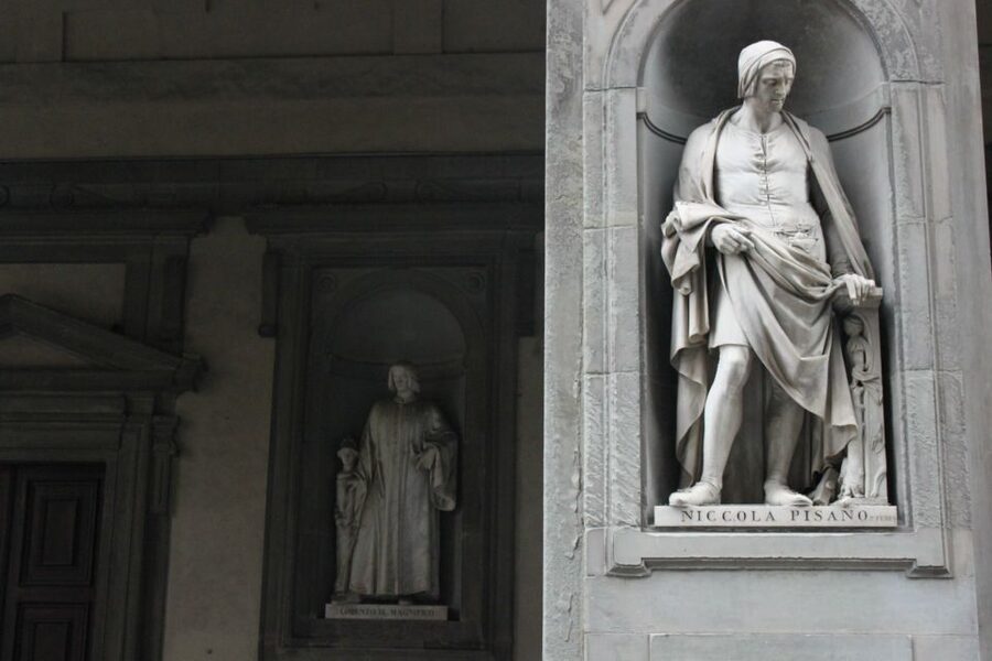 Florence: Early Morning Uffizi Gallery Guided Tour - Seeing Leonardo and Michelangelo without losing the thread