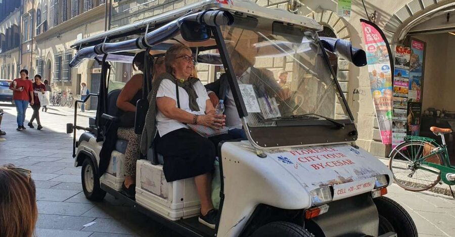 Florence: Eco-Friendly Panoramic Tour in Electric Golf Cart - Electric Golf Carts in Florence’s Old Center, and Why the Pace Matters