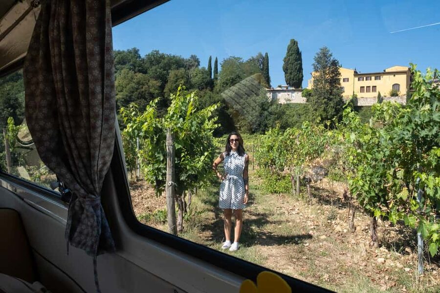 Florence: Exclusive Chianti Wine Tour at 3 Wineries & Lunch - Lunch at a Tuscan Farm: What Makes It More Than a Break