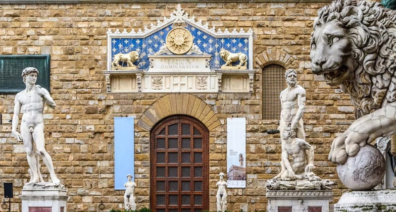 Florence: Exclusive Uffizi Semi-Private Tour, Max 6 People - The Renaissance range: Leonardo, Michelangelo, and Caravaggio in one guided sprint