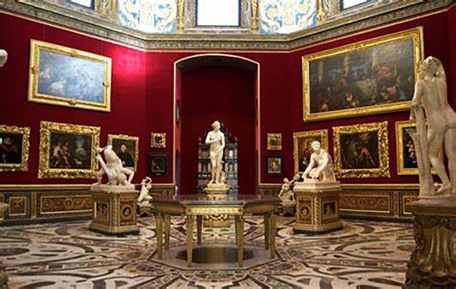 Florence: Fast-track Uffizi Gallery Hosted Tickets - Host Support in Multiple Languages, and What It Usually Means