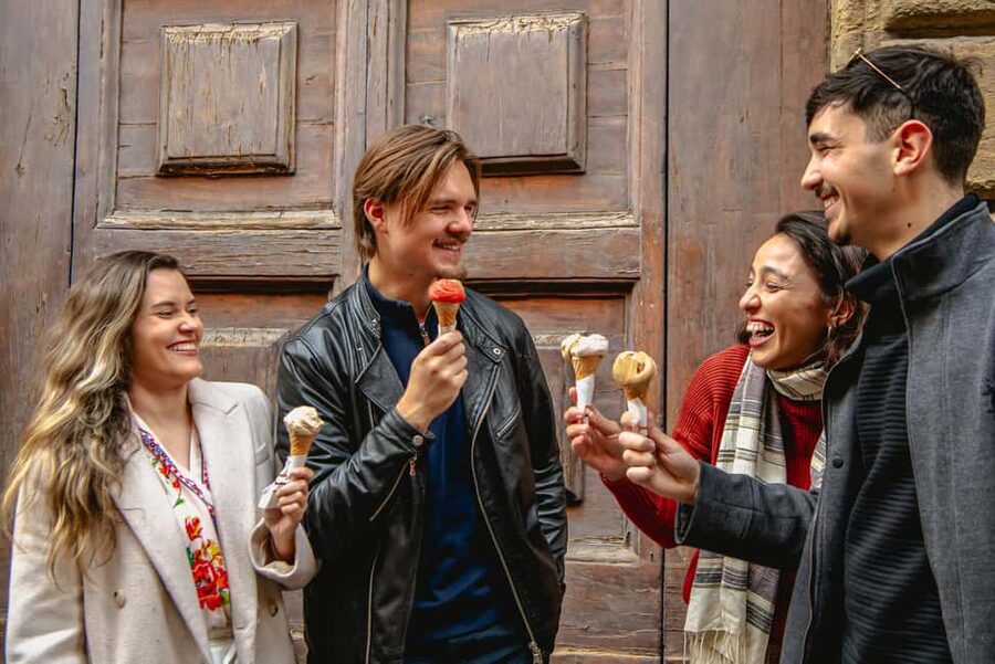 Florence: Flavours of Tuscany Food Tour - Oltrarno Start: Piazza della Passera Sets the Tone