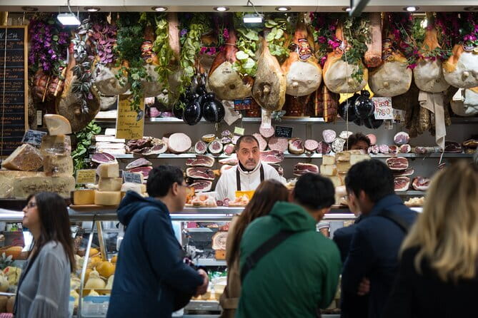 Florence Food Tour of 10+ Authentic Tastings with Cheeses & Wines - Walking and Timing: From Piazza del Duomo to a Satiated Finish