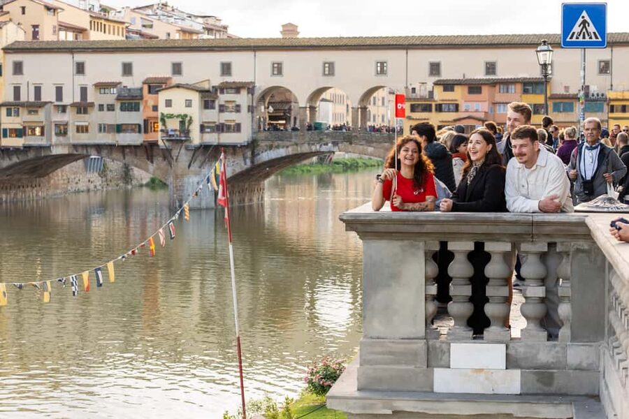 Florence: Food Walking Tour with Local Steak and Tuscan Wine - The Steak Finale: Bistecca alla Fiorentina at a Traditional Trattoria
