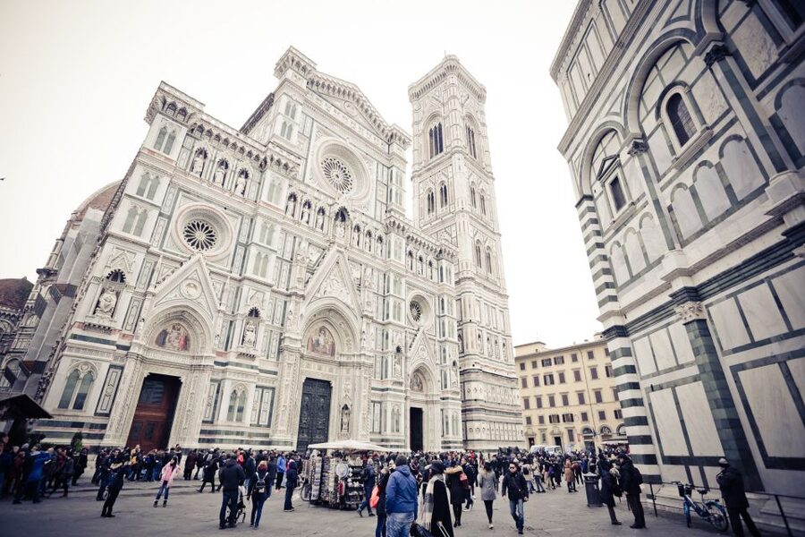 Florence: Full-Day Trip by High-Speed Train from Rome - Piazza della Repubblica and Piazza della Signoria: the Renaissance power corridor