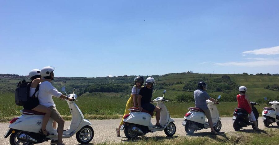 Florence: Full-Day Tuscany Vespa Tour in Chianti - The 45-minute van ride out to Castello Di Poppiano