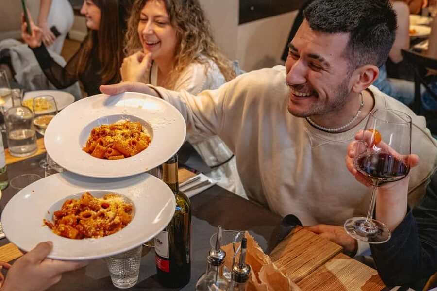 Florence: Guided Food Walking Tour with Tuscan Classics - Tuscan Classics on Foot in 3 Hours, With Real-Eating Stops