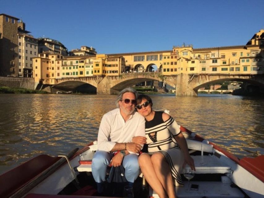 Florence: Guided Gondola Boat Tour with a Glass of Wine - Who this tour suits best, and who should skip