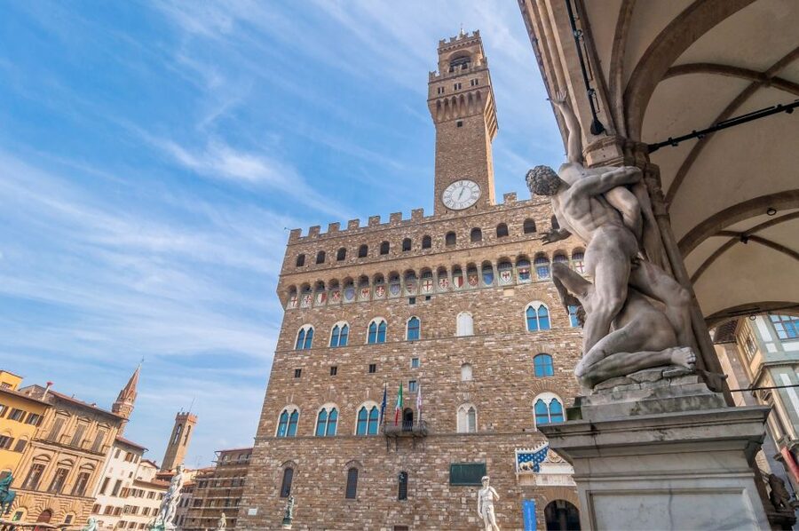 Florence: Guided Tour by E-Bike with Gelato & optional Lunch - From Piazzale Michelangelo to Santa Croce and the Duomo Area