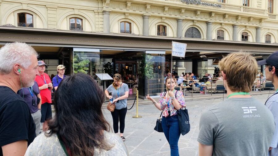 Florence: Guided Walking Tour - Ponte Vecchio: A Photo Stop That Actually Has Context