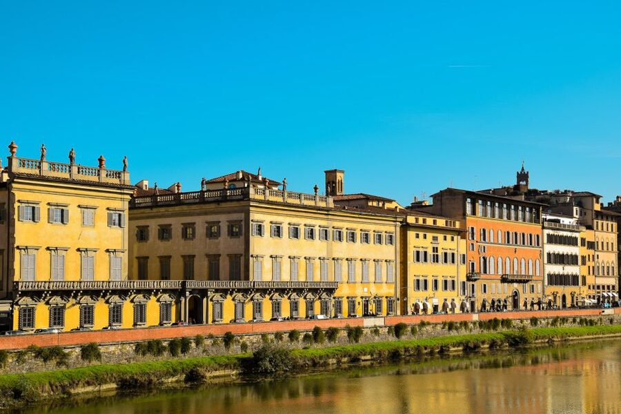 Florence: Guided Walking Tour with Fiorentina Steak Dinner - Clan rivalries in art: turning big names into real stories