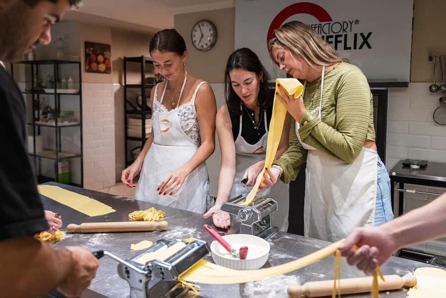 Florence: Handmade Pasta & Dessert Class with Unlimited Wine - Quick Hits