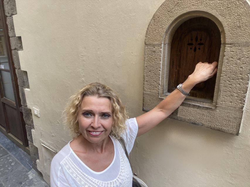 Florence historical centre and legends tour for small groups - Start at Piazza Santa Maria Novella, Then Straight to Santa Maria Novella