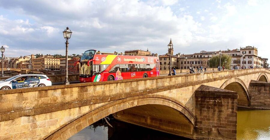 Florence: Hop-on Hop-off Bus Tour: 24, 48 or 72-Hour Ticket - Audio commentary, WiFi, and the free app: how to make them work