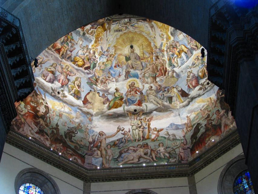 Florence: Inferno Private Walking Tour - Meeting at Pitti Square, then starting in the right mood