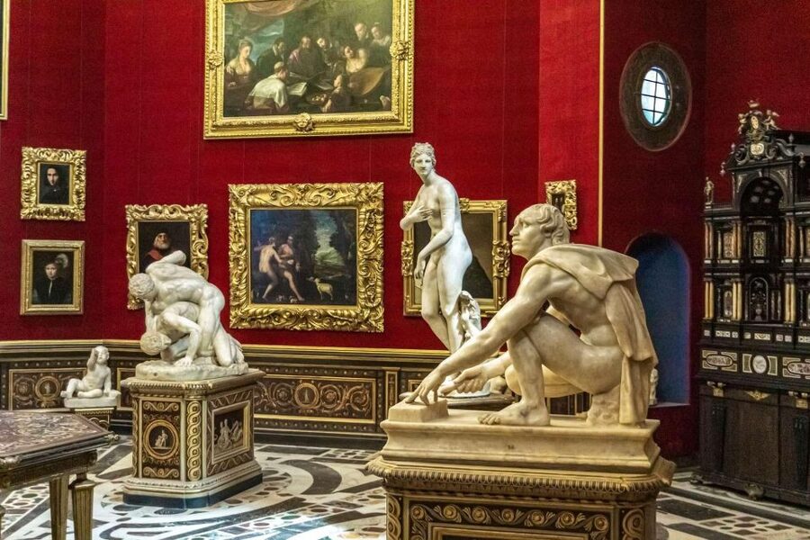 Florence: Leonardo da Vinci Guided Walking Tour with Museum - Riccardi Medici Palace, Palazzo del Bargello, and the human scaffolding