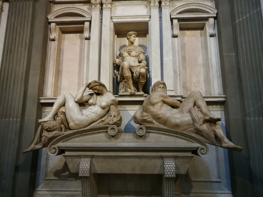 Florence: Medici Chapels Guided Tour - Inside the Chapel of the Princes: a family story you can walk through
