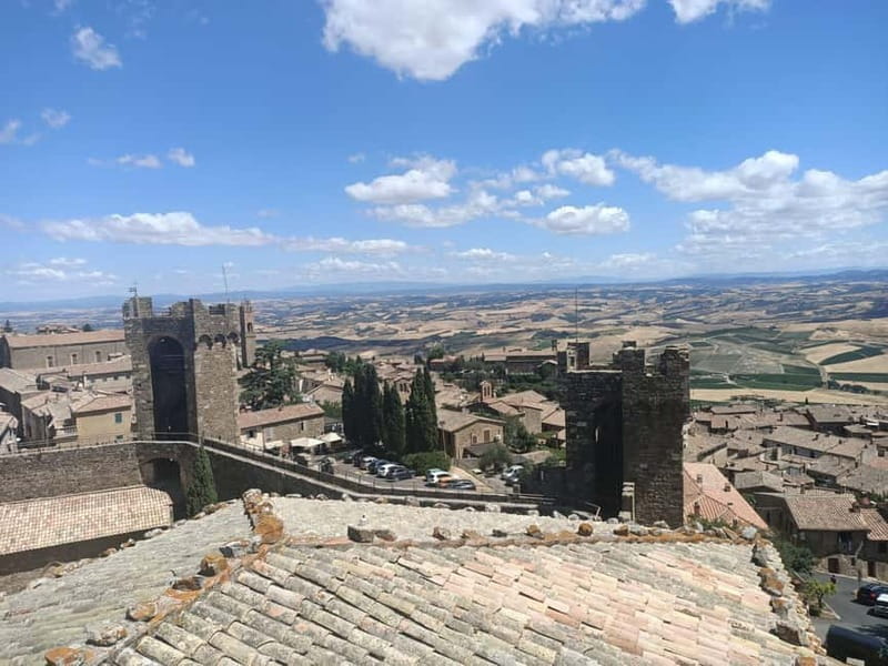 Florence: Montalcino, Montepulciano & Val d Orcia with lunch - Montepulciano: Free Time in a Hilltop Medieval Town
