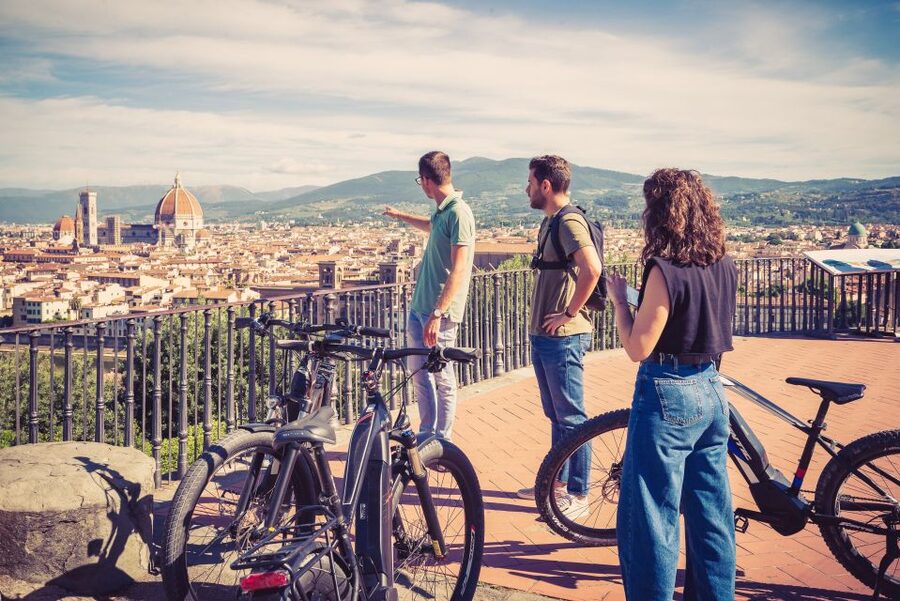 Florence: Night Tour by Electric Bike - Piazza della Signoria, Florence’s Open-Air Sculpture Feel