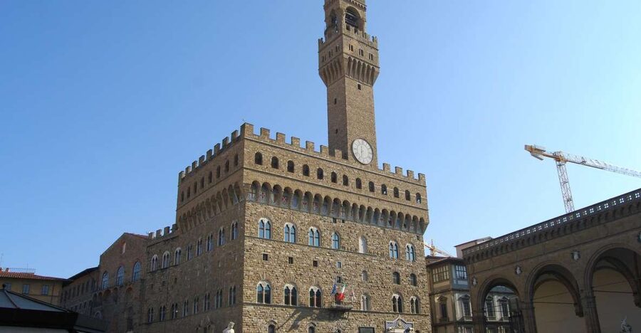 Florence: Palazzo Vecchio Guided Tour - Salone dei Cinquecento: what you see, and why interruptions can happen
