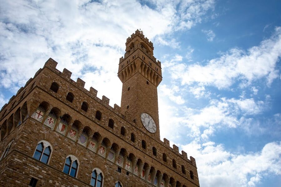 Florence: Palazzo Vecchio Ticket & Visit with optional Lunch - From the Courtyard by Michelozzo to the Medici Transformation