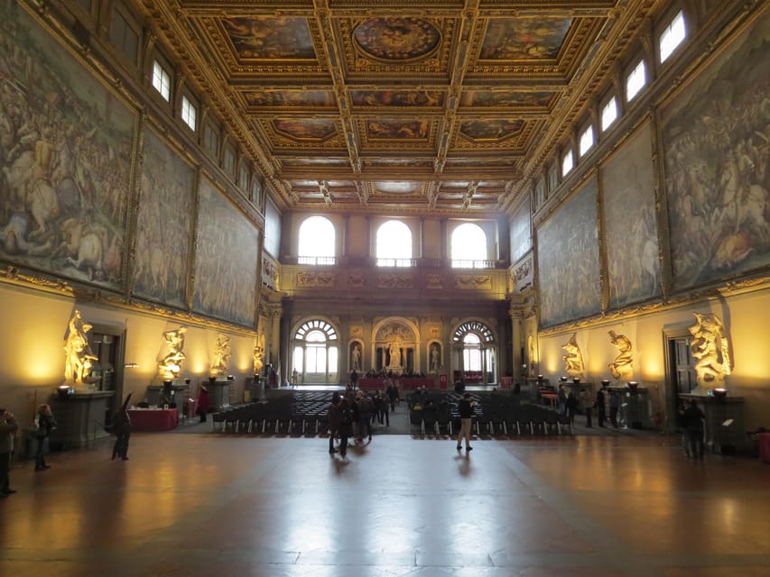 Florence: Palazzo Vecchio Ticket & Visit with optional Lunch - Audioguide vs Local Guide: Which One Fits Your Style?