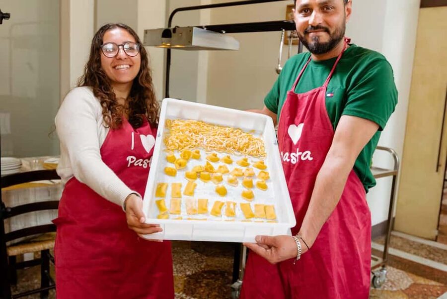 Florence: Pasta Class with Wine, Limoncello and Dessert - Who should book this Florence pasta class