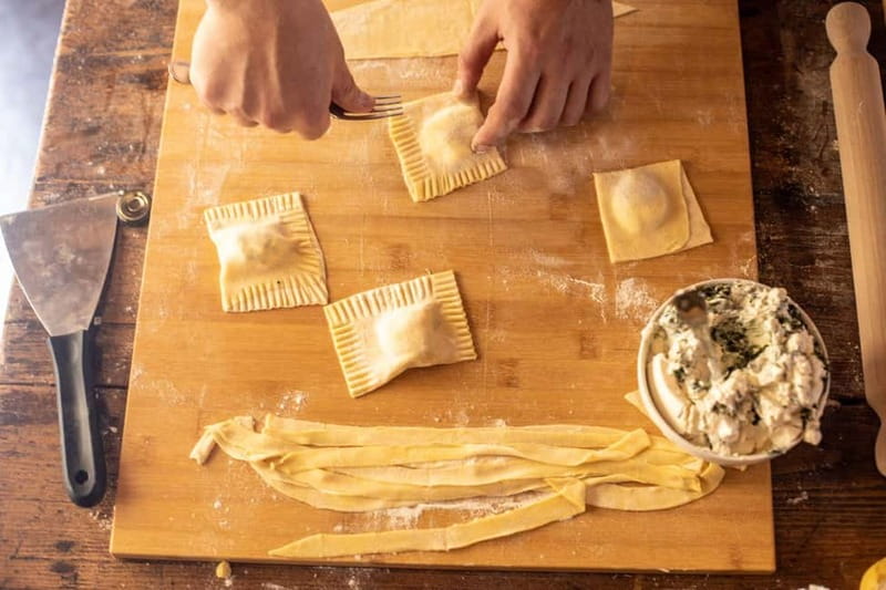 Florence: Pasta & Tiramisu Class with Unlimited Wine - Back in the trattoria kitchen: the moment the day turns from watching to doing
