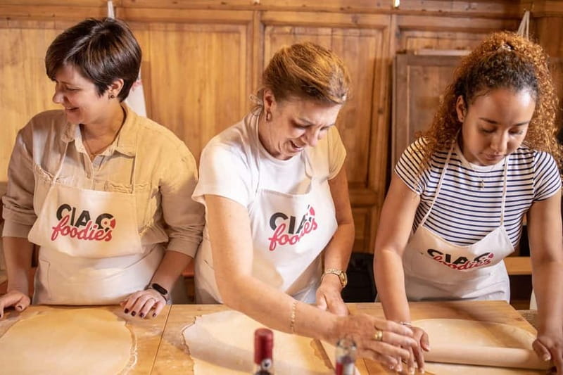Florence: Pasta & Tiramisu Class with Unlimited Wine - Tagliatelle and Bolognese-style ragù: the noodles that teach you control