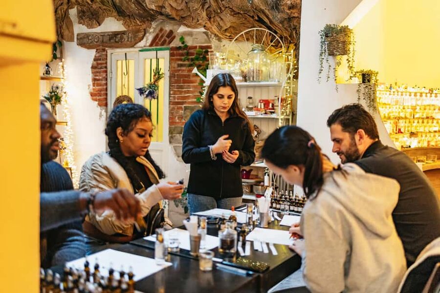 Florence: Perfume Masterclass and Sensory Experience - From your choice to your bottle: what you take home (and why it matters)