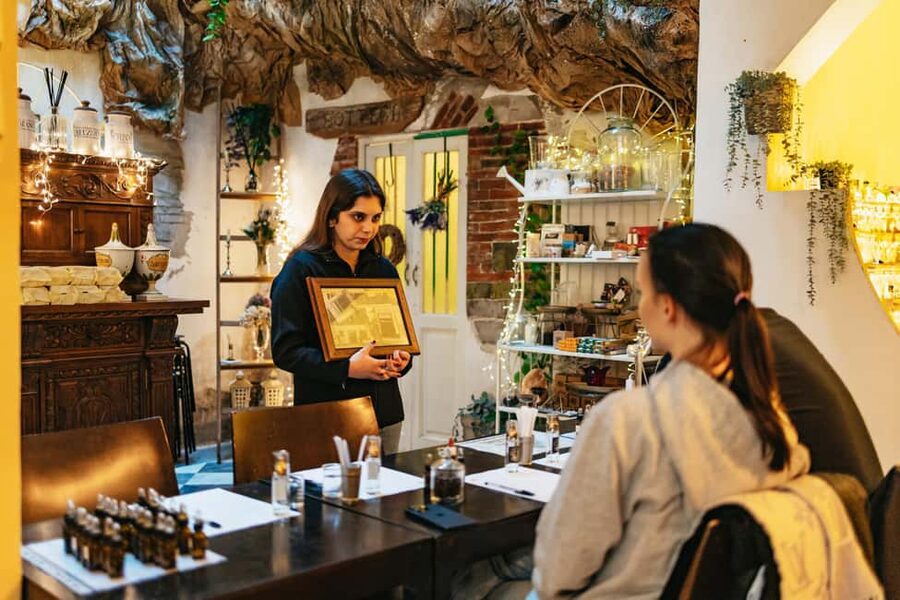 Florence: Perfume Masterclass and Sensory Experience - Should you book this Florence perfume masterclass?