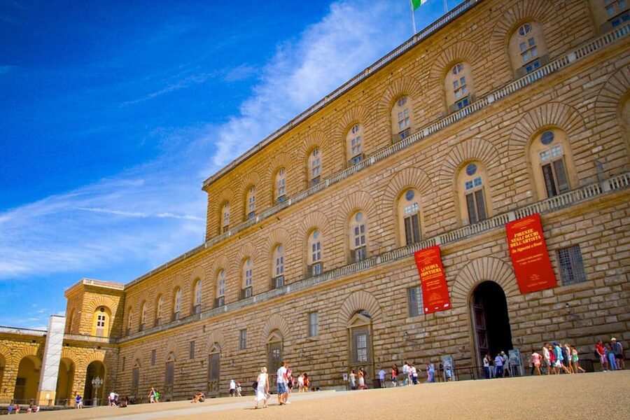Florence: Pitti Palace and Boboli Gardens Ticket & eBook - Entering Pitti Palace: one timed slot, then freedom