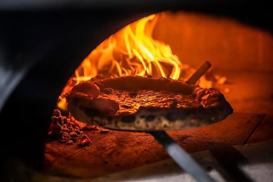 Florence: Pizza and Gelato Experience with Unlimited Wine - Who this is best for, and who may want to rethink