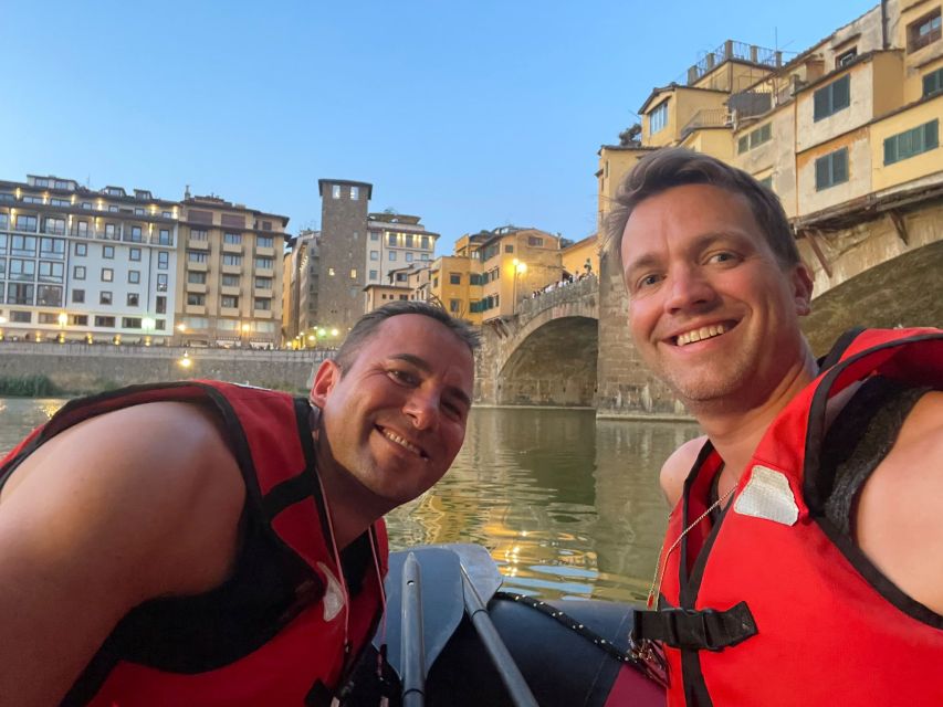 Florence: Ponte Vecchio Rafting Experience with Aperitif - Guides, Language, and the Human Side of the Experience