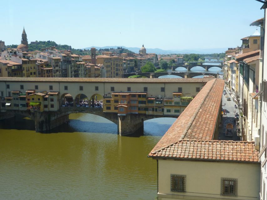 Florence: Ponte Vecchio Rafting Experience with Aperitif - What You’ll Actually Do on the Raft