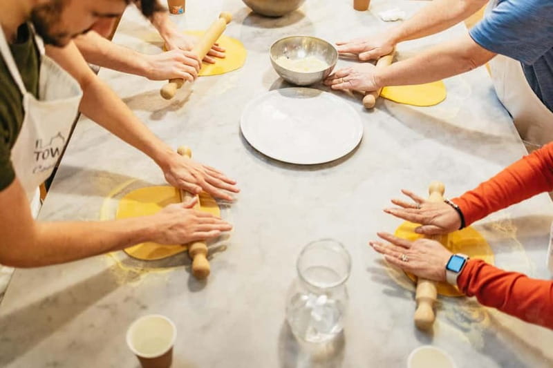 Florence: Premium Cooking Class for Pasta and Gelato - Premium Option: Central Market Tour With Your Chef