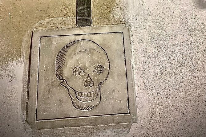 Florence Premium Duomo Tour With Terrace View and Dome Climb - Cupola Del Brunelleschi: Frescoes Up Close, Then the Spiral Push