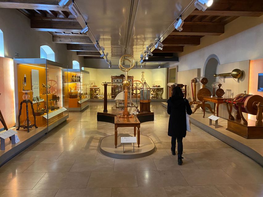 Florence: Private Astronomical Tour of the Museo Galileo - How the tour connects optics, electrostatics, and the evolution of astronomy