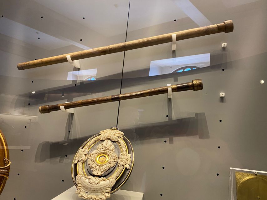 Florence: Private Astronomical Tour of the Museo Galileo - Private tour format: express entry, headsets, and pacing that respects your time