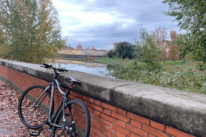 Florence: Private Bike Tour - The ride to Piazza della Signoria and Santa Croce, fast but not frantic