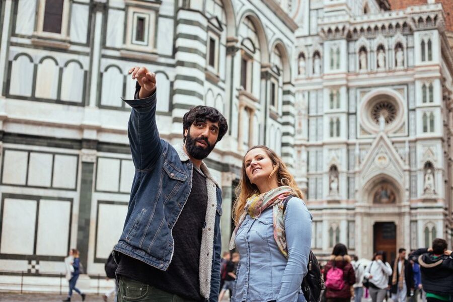 Florence: Private Food Tour – 10 Tastings with Locals - Drinks and desserts: where wine and gelato can change the tone