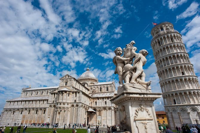 Florence Private Transportation in Rickshaw - Your guide in the driver’s seat: stories, questions, and personal tweaks
