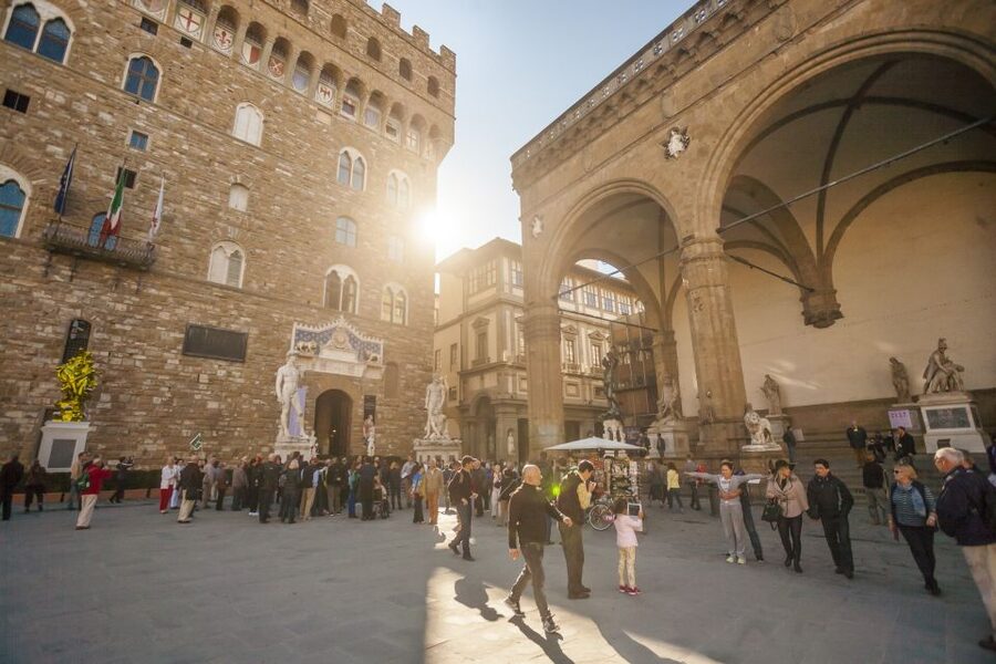Florence: Private Walking Tour of Florence's Hidden Gems - Santa Croce: masterpieces, tombs, and the calm before the crowds