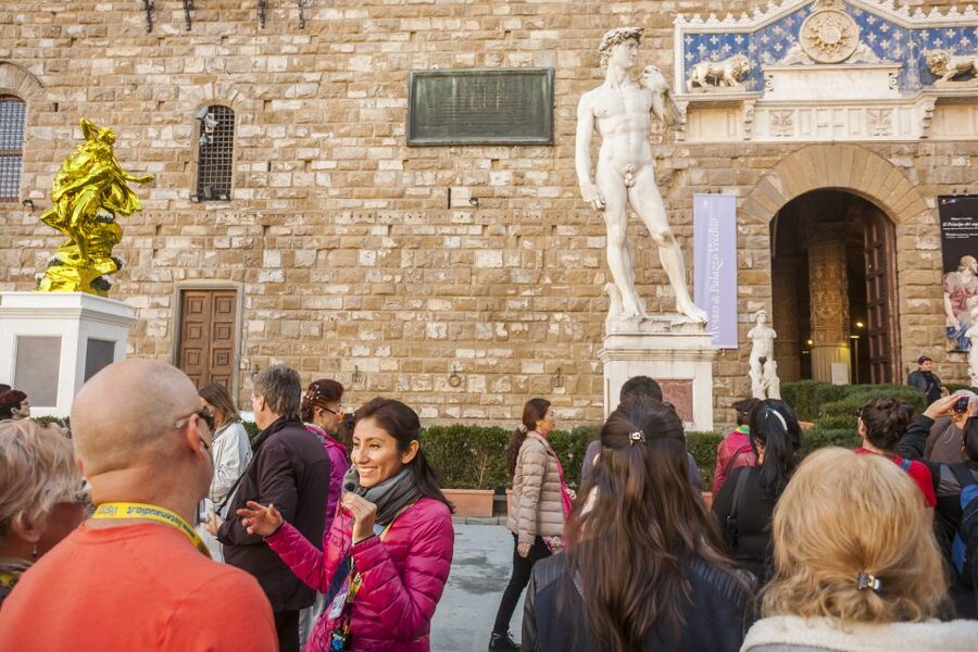 Florence: Private Walking Tour of Florence's Hidden Gems - Piazza della Signoria and Palazzo Vecchio: politics you can see