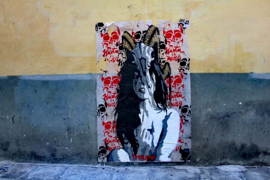 Florence: Street Art Tour - Ponte Vecchio and Piazza Pitti: Seeing Classic Florence Through Contemporary Eyes