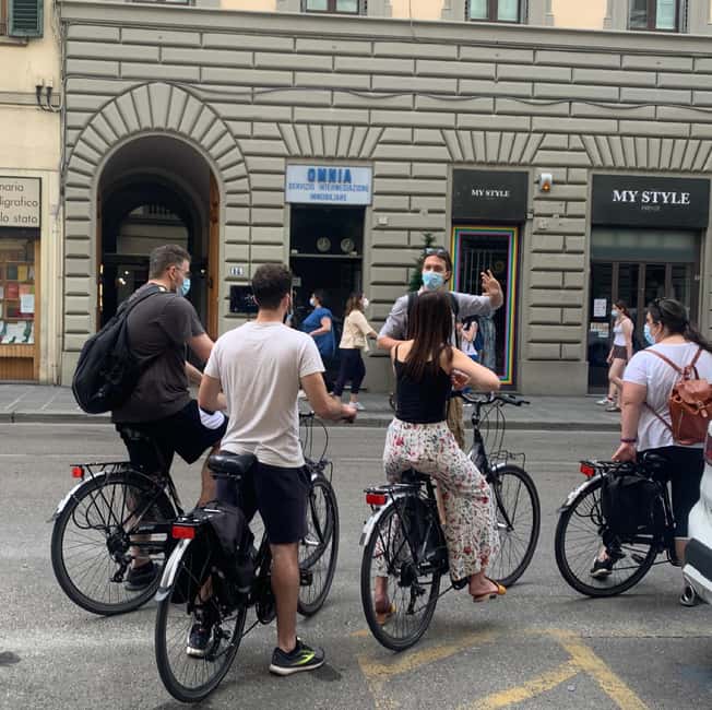 Florence: Sunset Bike Tour - Piazzale Michelangelo: the photo finale that’s worth the effort