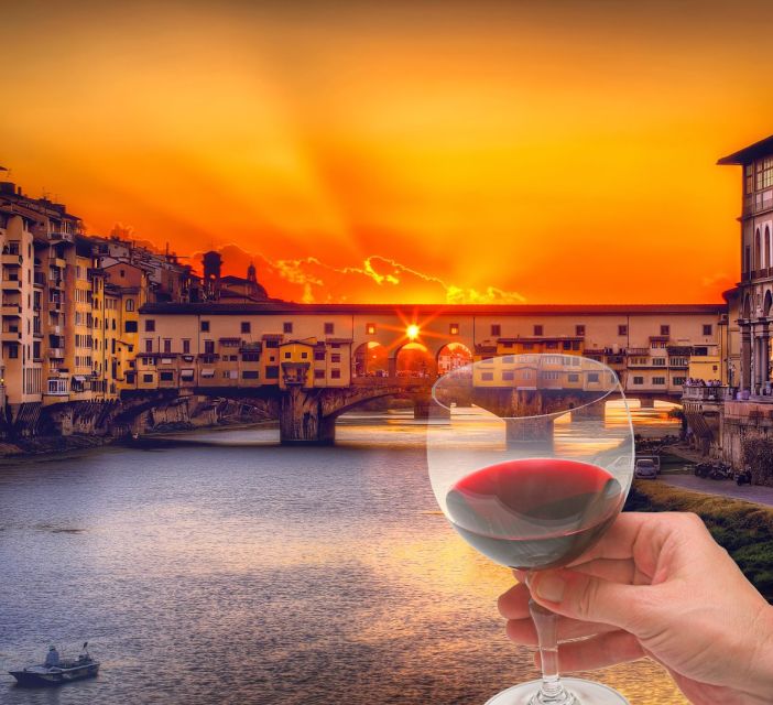 Florence: Sunset Sightseeing Tour and Wine Tasting - Oltrarno After Sunset: The Real Reason This Walk Feels Special