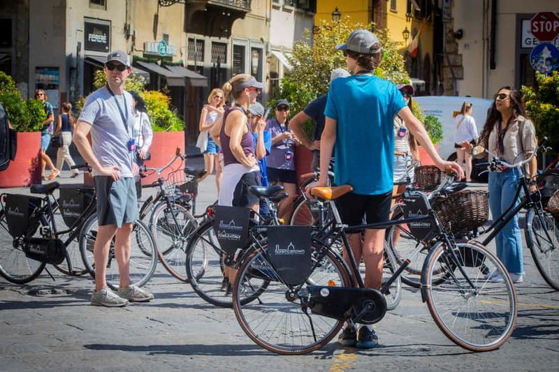 Florence: The Original City Bike Tour with a Guide - Piazza della Repubblica and Piazza Strozzi: getting oriented like a local